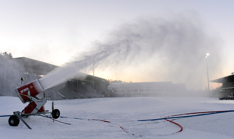 En snökanon kan producera massor av snö. Foto: Bildbyrån.