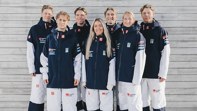 Det svenska puckellandslaget. Foto: Alric Ljunghager/UNIQLO. 