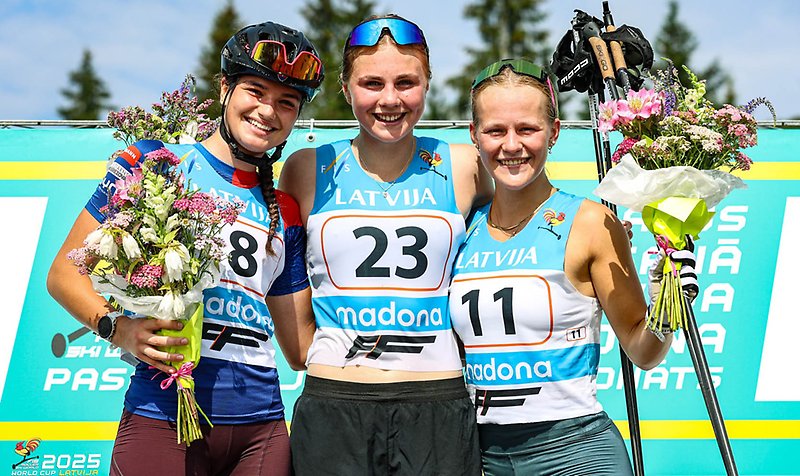 Johanna Holmberg vann den inledande distansen på junior-VM.