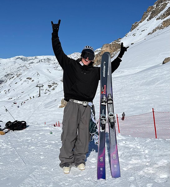 Victor Knutsen efter att finalplatsen i slopestyle var säkrad. Foto: SSF/Oscar Wester. 