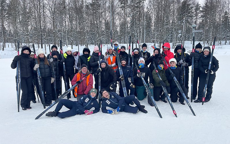 Utbildare och gymnasieelever laddade inför årets säsong. Foto: SSF. 