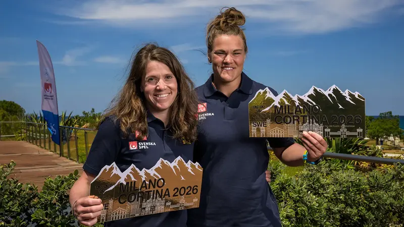 Sara Hector och Anna Swenn Larsson klara för OS i Milano Cortina 2026. Bild: Joel Marklund/Bildbyrån